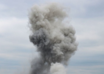 Сильний вибух і спалах полум’я: в якому районі Києва виникла небезпека, – ФОТО