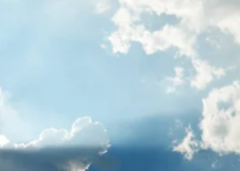 Великоднє сяйво над Києвом і Київщиною: що з’явилось у небі, – ФОТО