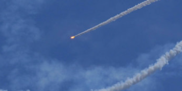 Дві потужні загрози для Києва й області: що летить в небі