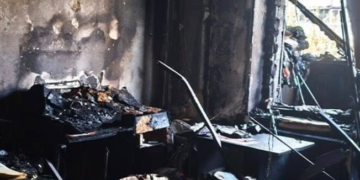 Руїни, сморід і архівні документи: як у Києві виглядає квартира терориста, – ФОТО