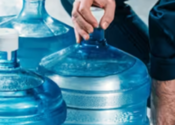 Жителям Києва й області радять запастись водою: що сталось