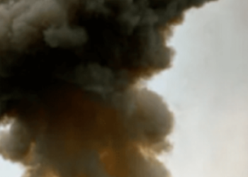 Постріли і чорний дим у повітрі: в Києві вибухова небезпека