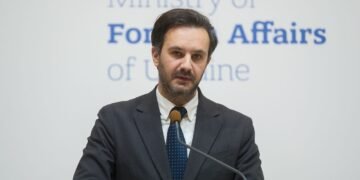 Украина и ЕС готовят санкционный удар по “теневому зерновому флоту” России