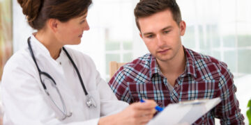 Повестка и направление на ВЛК – не одно и то же: адвокат объяснил, как это проверить