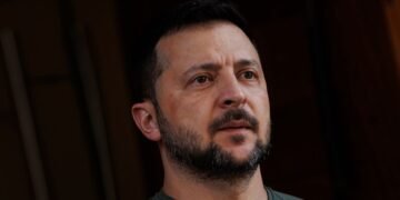 Зеленский хочет обсудить с Мадьяром деньги “Ощадбанка”