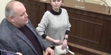 Суд у Києві арештував поліцейську у справі про теракт: деталі рішення