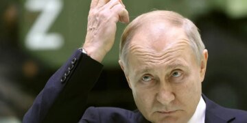 путін заявив, що готовий зустрітися із Зеленським не лише в москві, але назвав умову