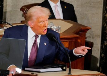 Опасный сигнал Путину: республиканцы пытаются остановить Трампа и не наделать дел в Европе