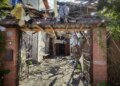Наслідки обстрілу рф Чорноморська на Одещині – двоє людей загинули, зруйновано 35 будинків