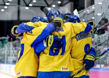 Збірна України з хокею повернулася в елітний дивізіон чемпіонату світу