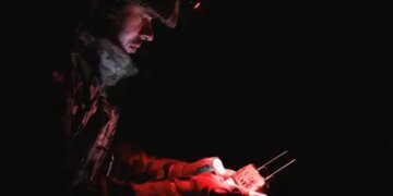 Использование украинскими войсками дронов вблизи Мариуполя вызвало панику среди Z-блогеров: в ISW назвали причины