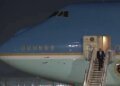 Трамп прилетел в Пекин: первый визит президента США в Китай за 9 лет