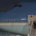 Трамп прилетел в Пекин: первый визит президента США в Китай за 9 лет