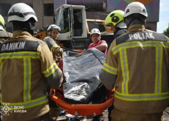 Кількість загиблих після масованої атаки рф на Київ зросла до семи осіб, серед них дитина