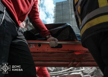 Кількість загиблих у результаті масованої атаки рф на Київ зросла до восьми
