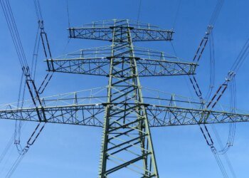 Вісім областей частково без світла через атаки рф