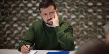 рф трьома ракетами атакувала обʼєкт водопостачання, спалила ринок та запустила "Орєшнік" по Білій Церкві – Зеленський