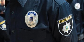 У Києві затримали мародера, який обкрадав квартири після обстрілу Подолу