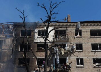 МВС показало перші хвилини після атаки рф на Київ з бодікамер патрульних