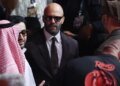 "Тебе позбавили шансу довести справу до кінця": Стейтем підтримав Верховена після бою з Усиком