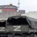 Россия заявила о массированной атаке на Энергодар: более 50 взрывов, город остался без света и связи
