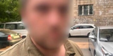 У Києві шахраї під виглядом "перевірки СБУ" виманили майже 11 мільйонів гривень у 83-річного хірурга