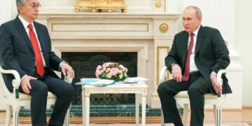 Путин в Казахстане снова “обозвал” Токаева. ВИДЕО