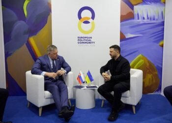 Фицо поддержал евроинтеграцию Украины во время встречи с Зеленским