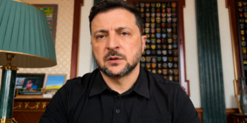 Зеленский: Россия рассматривает сценарии нападения на Украину с территории Беларуси и Брянской области
