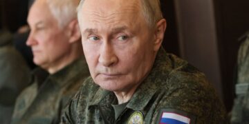 The Atlantic: Путин больше не сможет скрывать от россиян катастрофу войны
