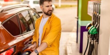 Бензин дорожчає, газ дешевшає: свіжі ціни на АЗС 25 травня