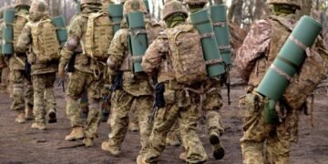 Спецконтракты для пехоты с июня: в Украине стартует реформа армии, план будет через неделю