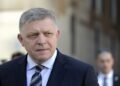 У Зеленского рассказали, какой сигнал Фицо повез Путину