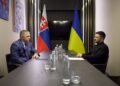“Заинтересованы в налаживании отношений”: Зеленский и Фицо анонсировали встречу