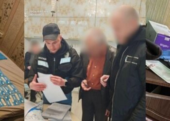 Перевірка СБУ: у Києві пенсіонерки віддали шахраям мільйони гривень