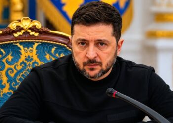 Зеленский предупредил о подготовке Россией удара “Орешником” по Украине