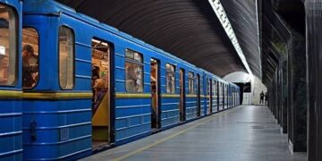 Київське метро після вибухів: зміни в роботі станцій тривають
