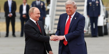 FT: Путин и Трамп остались без козырей – выигрывает совсем другой игрок