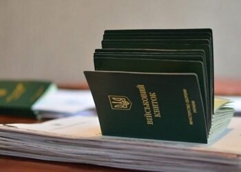 В туалете ТЦК в Тернополе нашли мертвым мужчину: полиция подозревает самоубийство