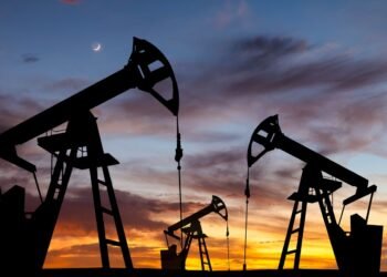 Ціни на нафту змінились після атаки на атомну станцію в ОАЕ