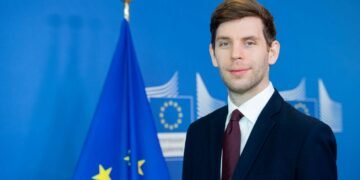 “Дайте нам трохи часу”: Єврокомісія розкрила останні три кроки до кредиту Україні