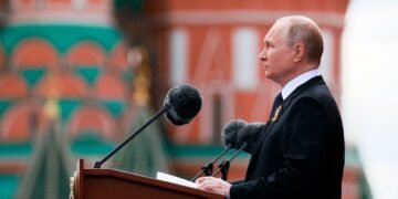 ЕС готовит новый удар по РФ, чтобы заставить Путина к миру этим летом, – Politico