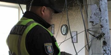 Майже пів сотні постраждалих у Києві: серед них немовля та дитина