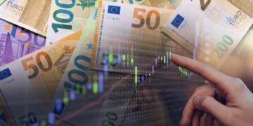 Долар тримає позиції, євро росте: курс НБУ на 1 червня та як сезонні фактори впливають на валюту