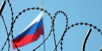 В ЕС продлили санкции против РФ за нарушение прав человека: что известно