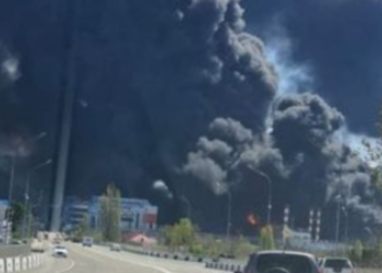 Надзвичайна ситуація в Києві: поліція перекрила дорожній рух