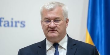Украина и Венгрия начали экспертные консультации, – Сибига