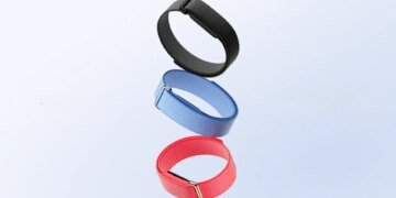 Перші користувачі браслета Fitbit Air не можуть ним скористатися