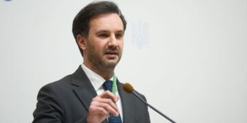 “Оговорка по Фрейду”: МИД поймало помощника Путина на лжи по поводу мира с Украиной
