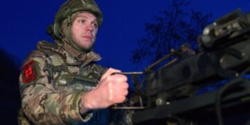 В Украине несмотря на режим “тишины” продолжаются тревоги и фиксировали дроны с КАБами